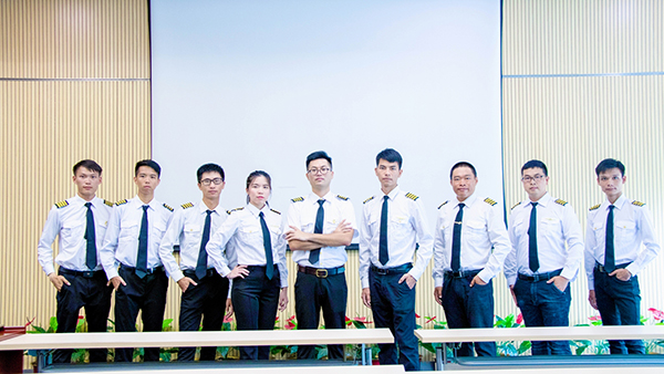 体育投注三亿体育航空强力推出无人机驾驶员考证实操技巧