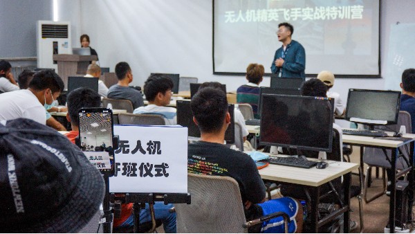 小白如何报考CAAC无人机执照？建议收藏！